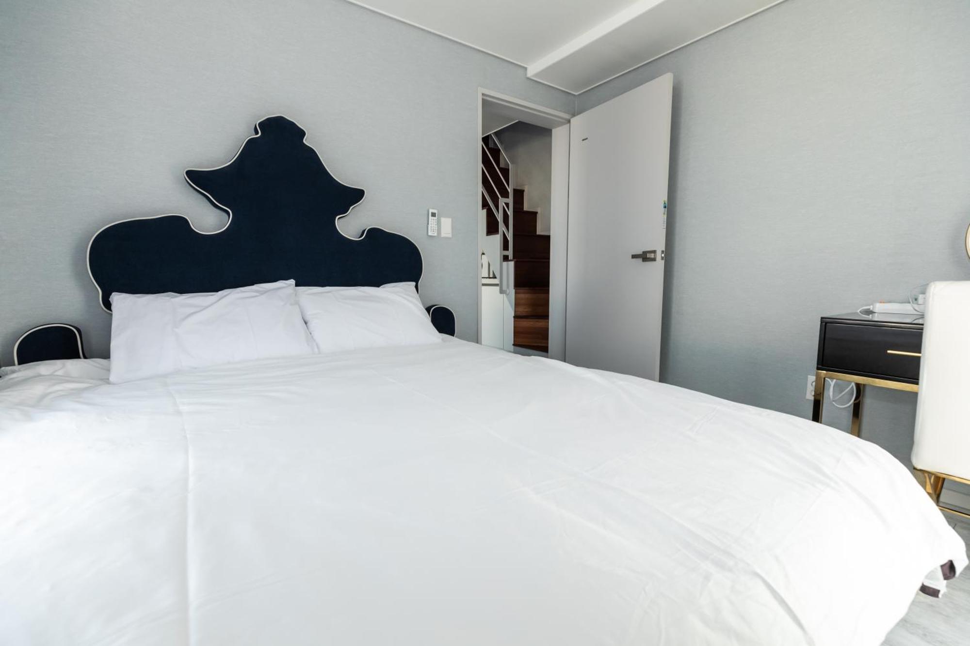 Hotel La Vie Est Belle Inchon Habitación foto