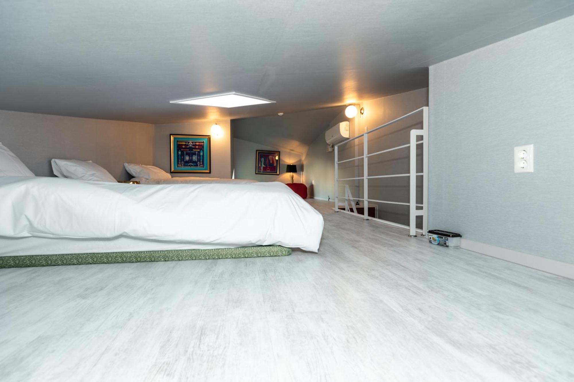 Hotel La Vie Est Belle Inchon Habitación foto